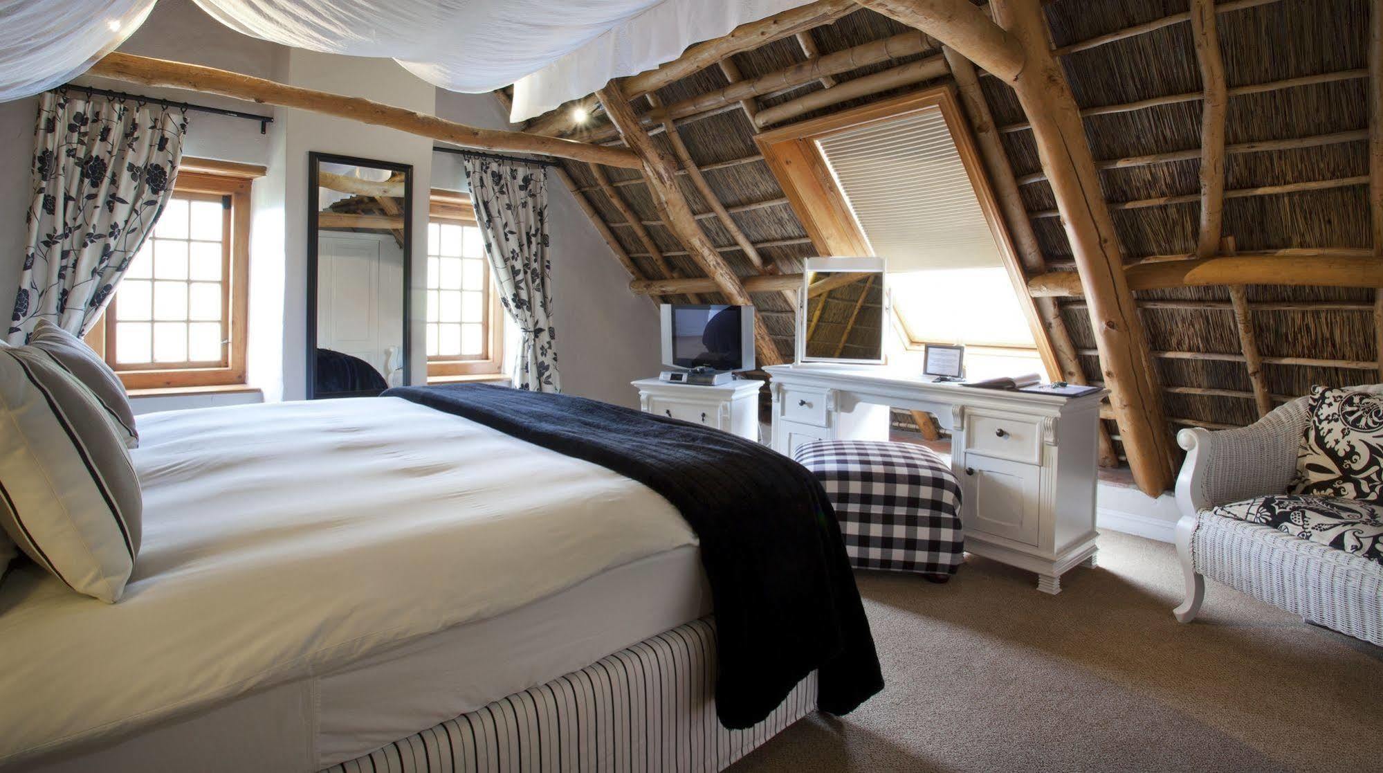 Rickety Bridge Manor House Guest House Franschhoek Bagian luar foto